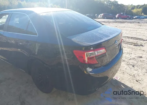 2013 Toyota Camry Le z USA, uszkodzony, nr VIN 4T4BF1FK5DR331288